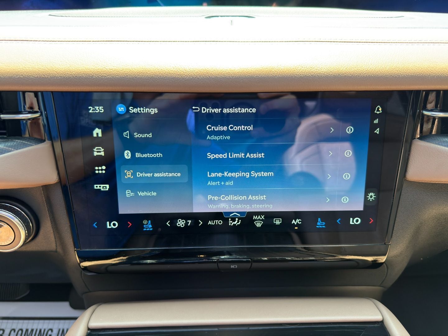 2025 Lincoln Navigator Black Label