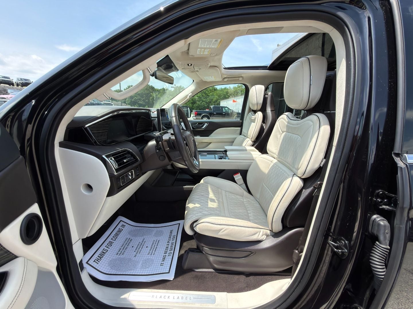2023 Lincoln Navigator Black Label