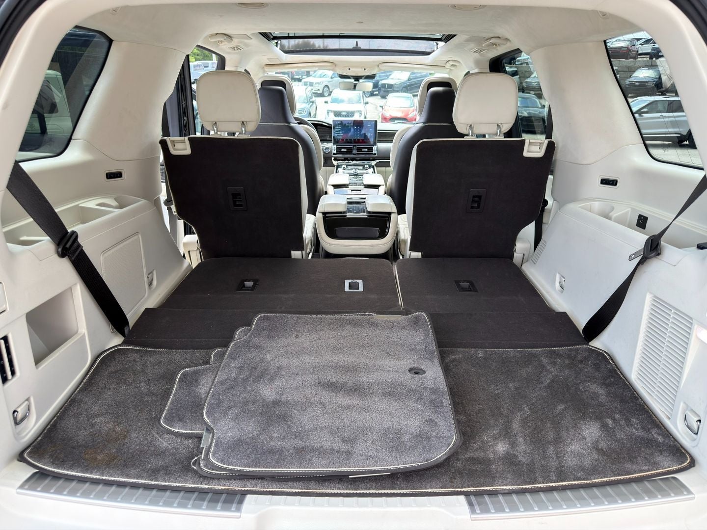 2023 Lincoln Navigator Black Label