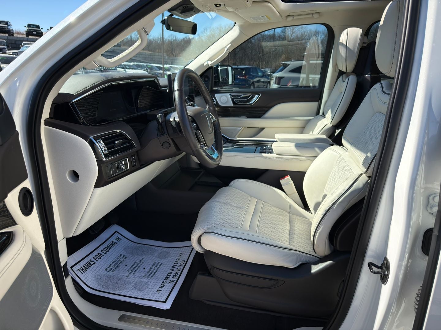 2022 Lincoln Navigator Black Label