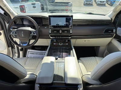2022 Lincoln Navigator Black Label