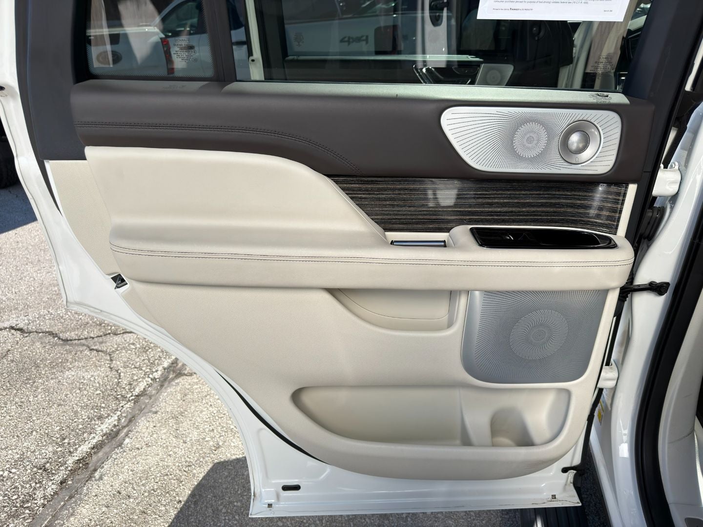 2022 Lincoln Navigator Black Label