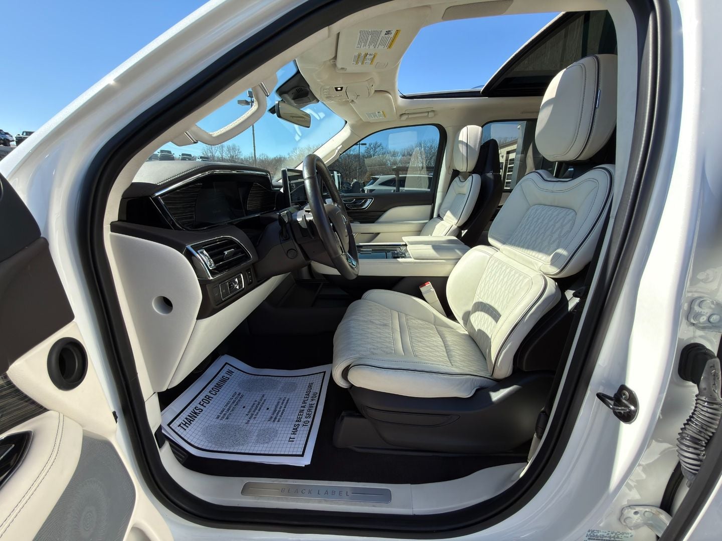 2022 Lincoln Navigator Black Label