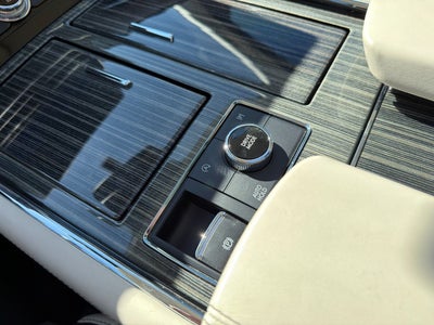 2022 Lincoln Navigator Black Label