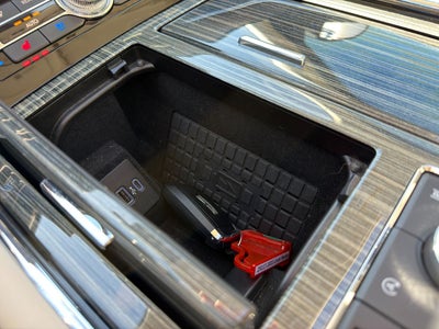 2022 Lincoln Navigator Black Label