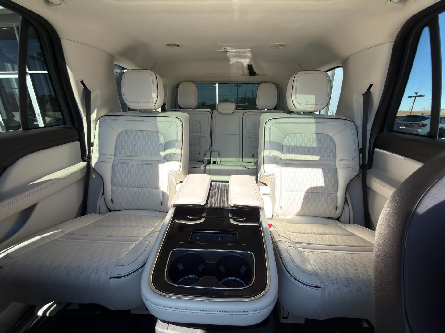 2022 Lincoln Navigator Black Label