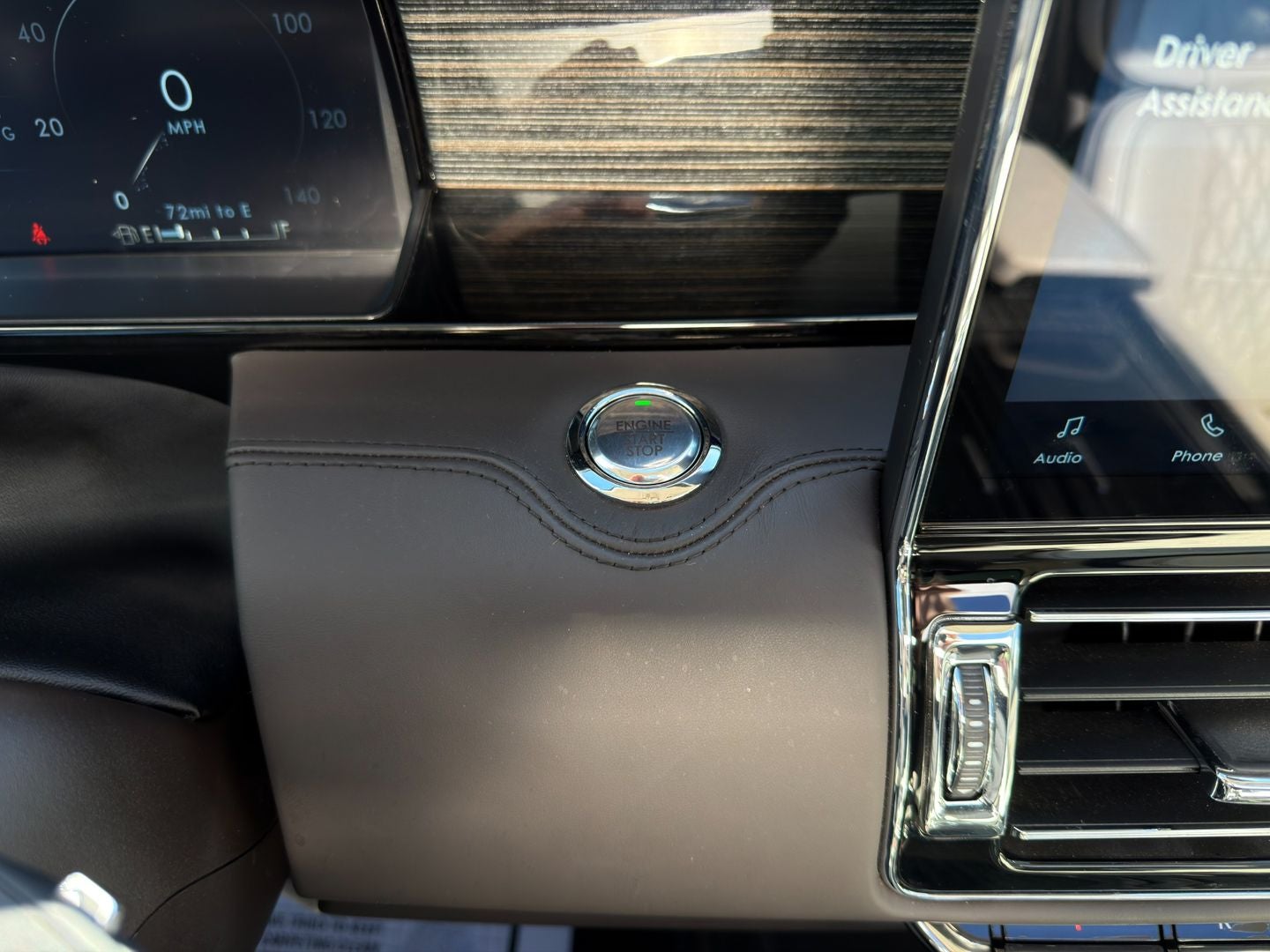 2022 Lincoln Navigator Black Label