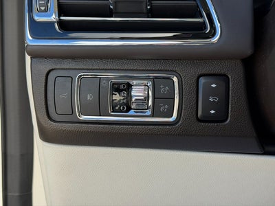 2022 Lincoln Navigator Black Label