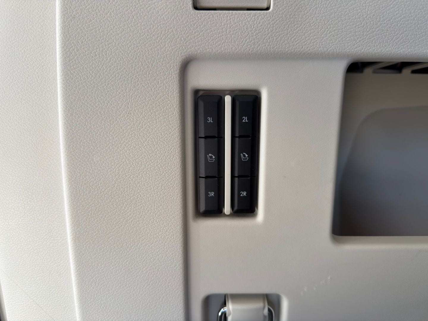 2022 Lincoln Navigator Black Label