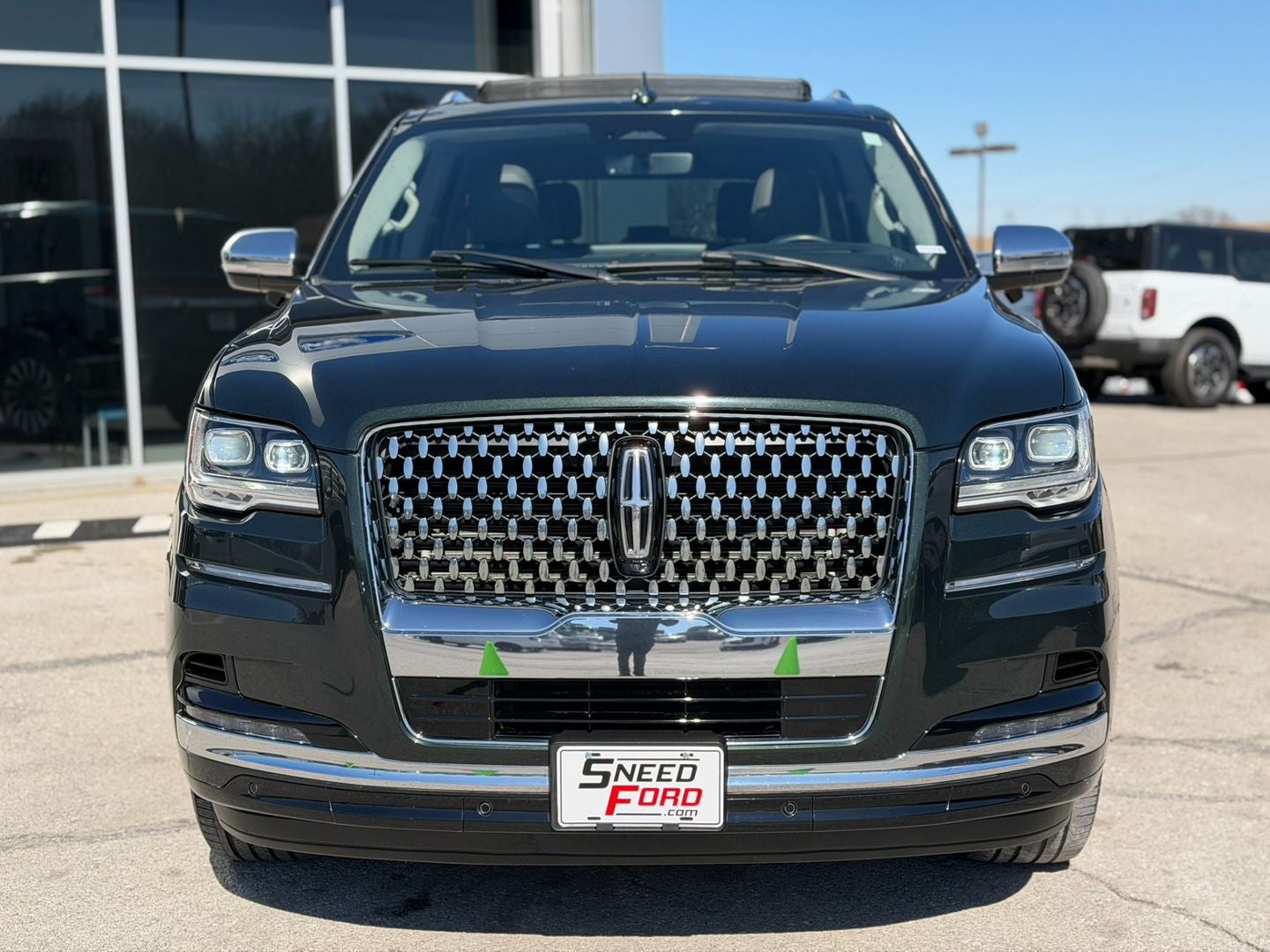 Used 2022 Lincoln Navigator Black Label with VIN 5LMJJ2TT7NEL15772 for sale in Kansas City