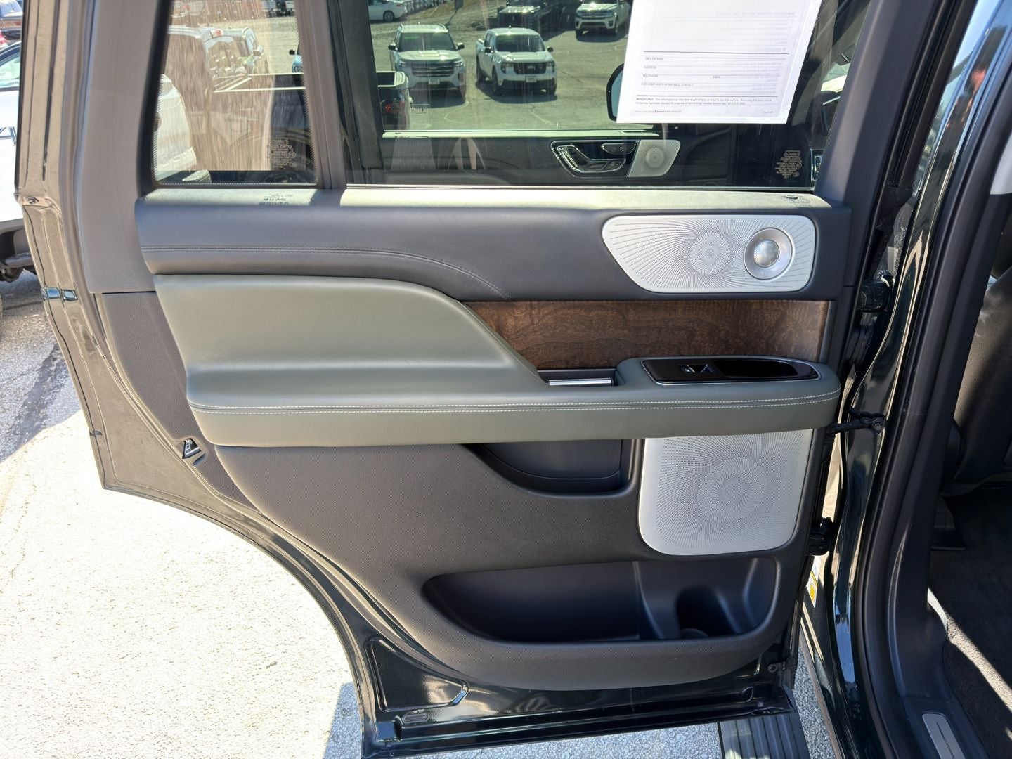 2022 Lincoln Navigator Black Label