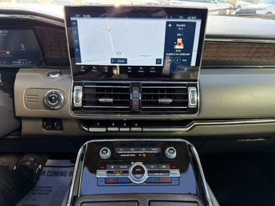 2022 Lincoln Navigator Black Label