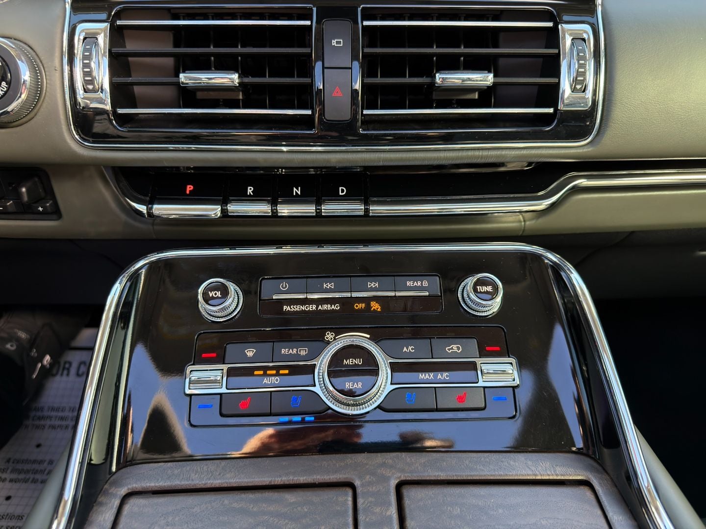 2022 Lincoln Navigator Black Label