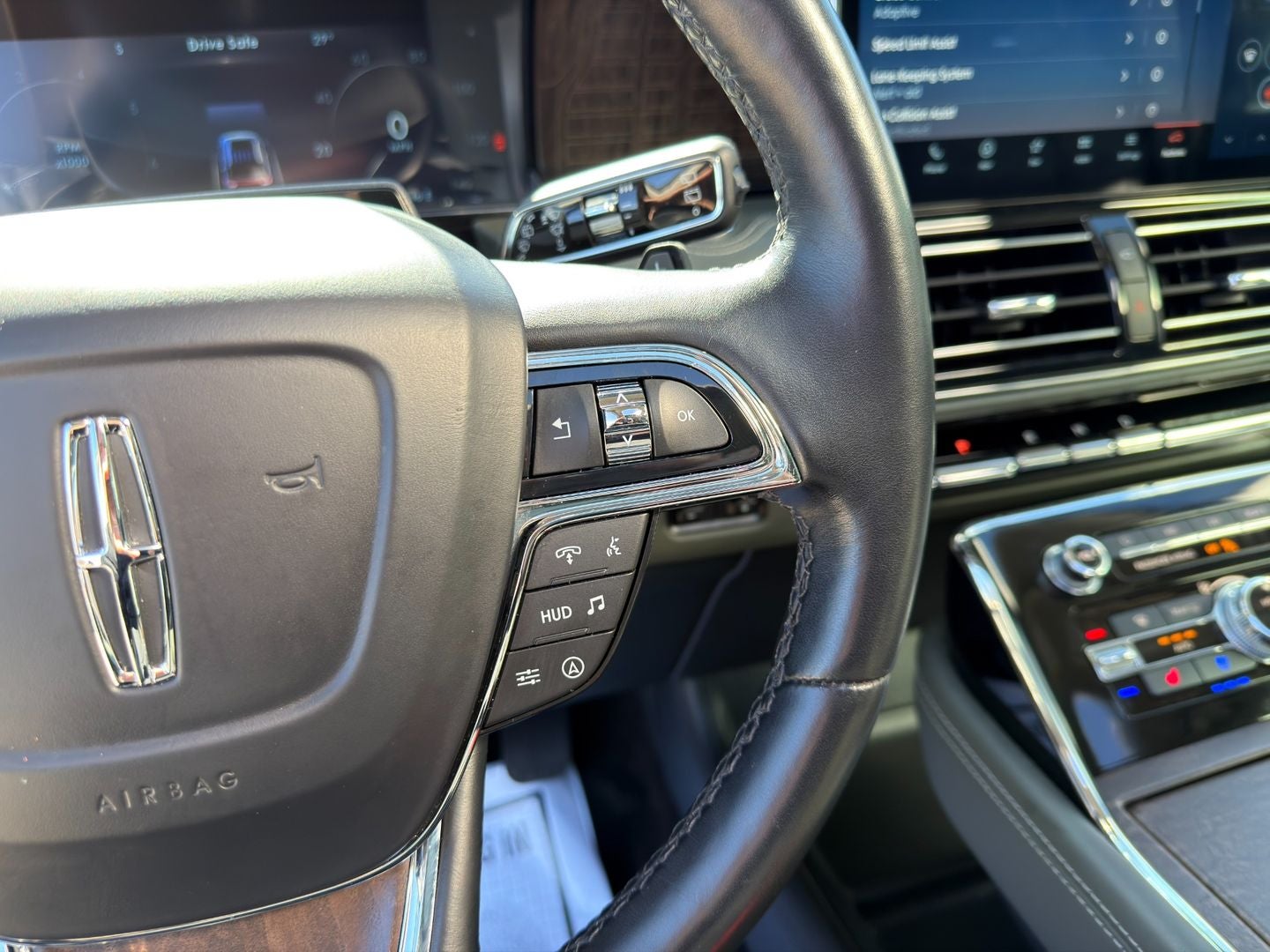 2022 Lincoln Navigator Black Label