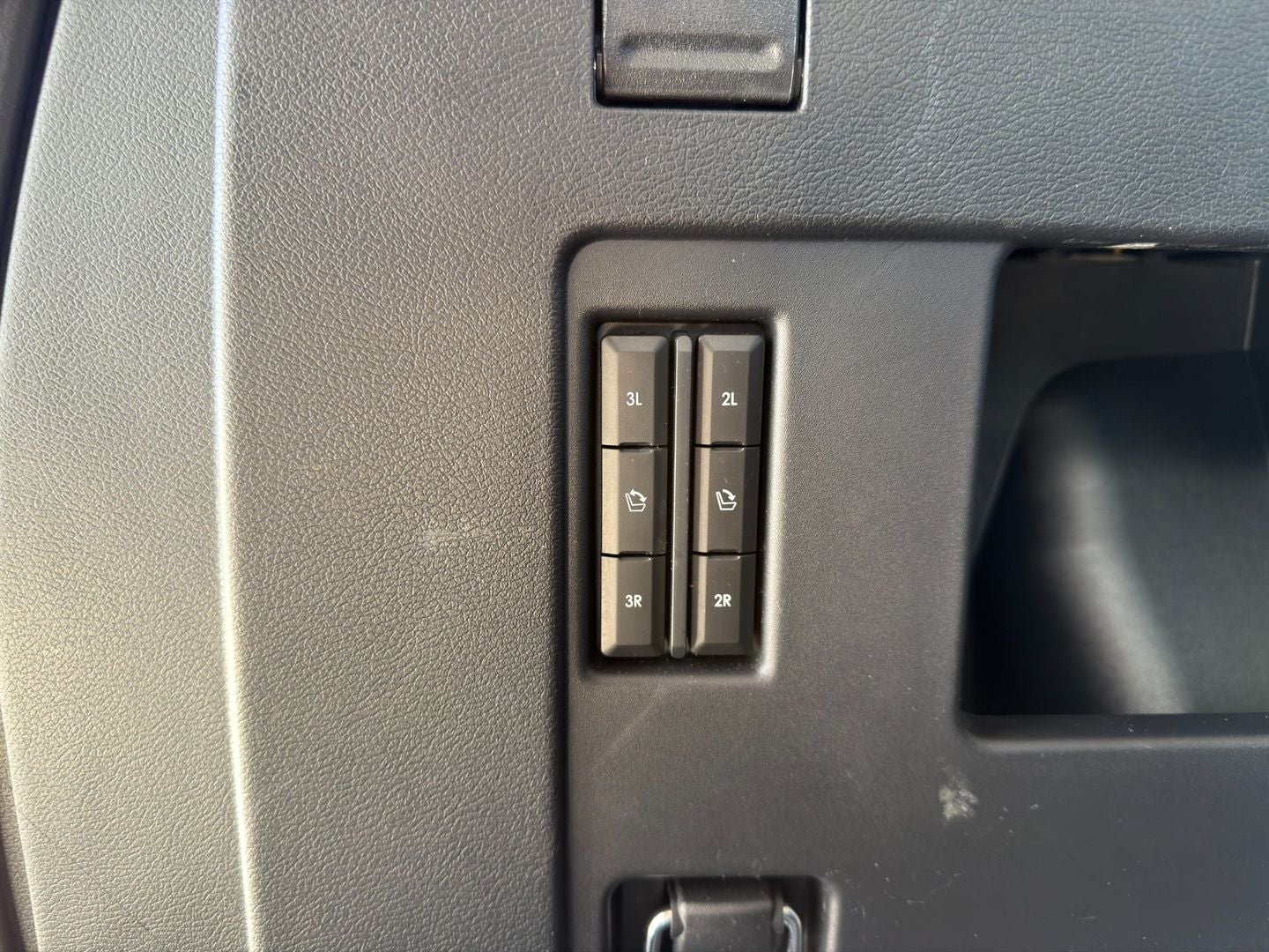 2022 Lincoln Navigator Black Label