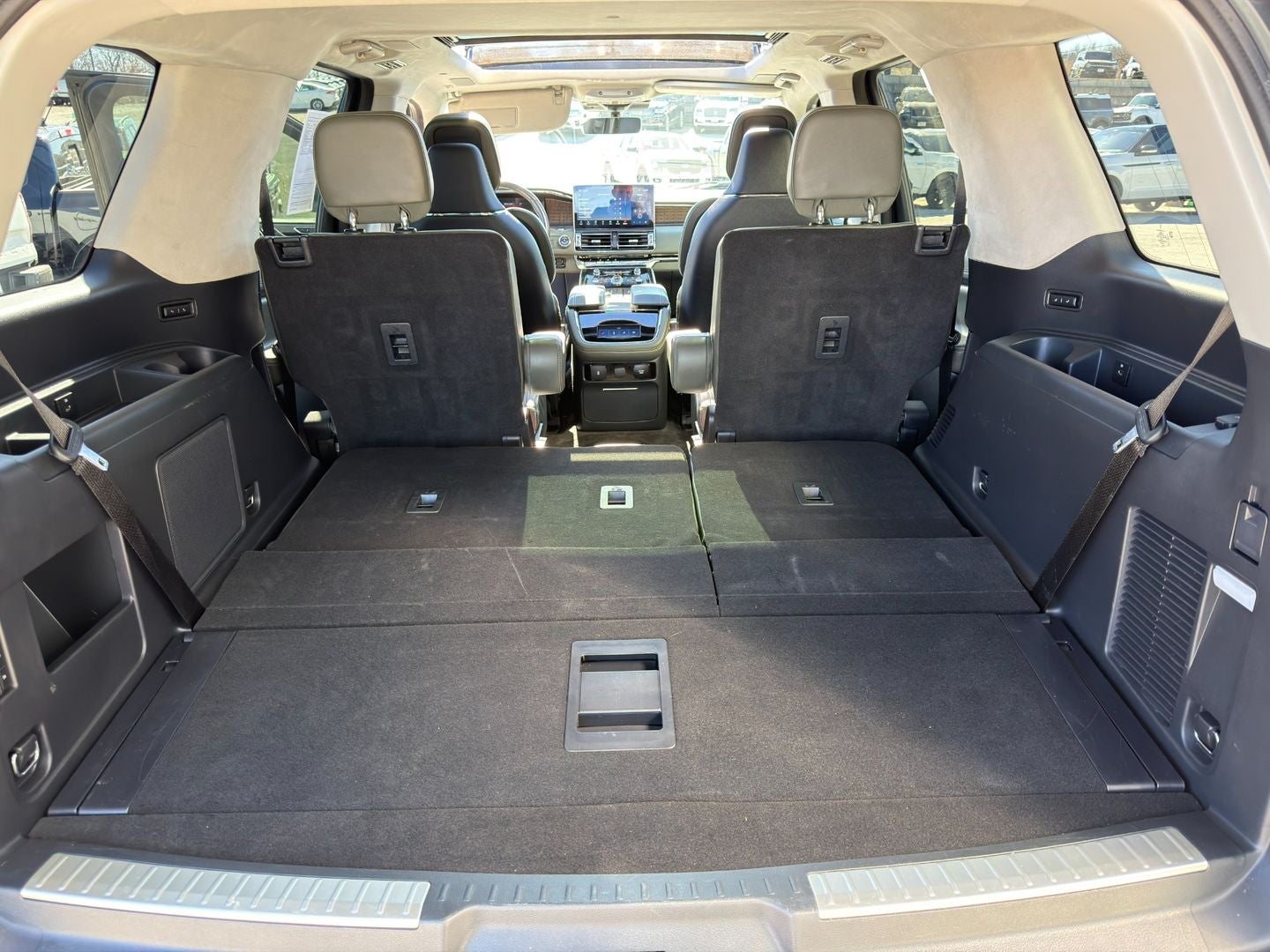 2022 Lincoln Navigator Black Label