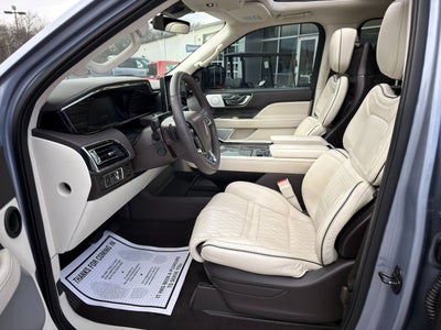 2022 Lincoln Navigator Black Label