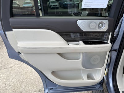 2022 Lincoln Navigator Black Label