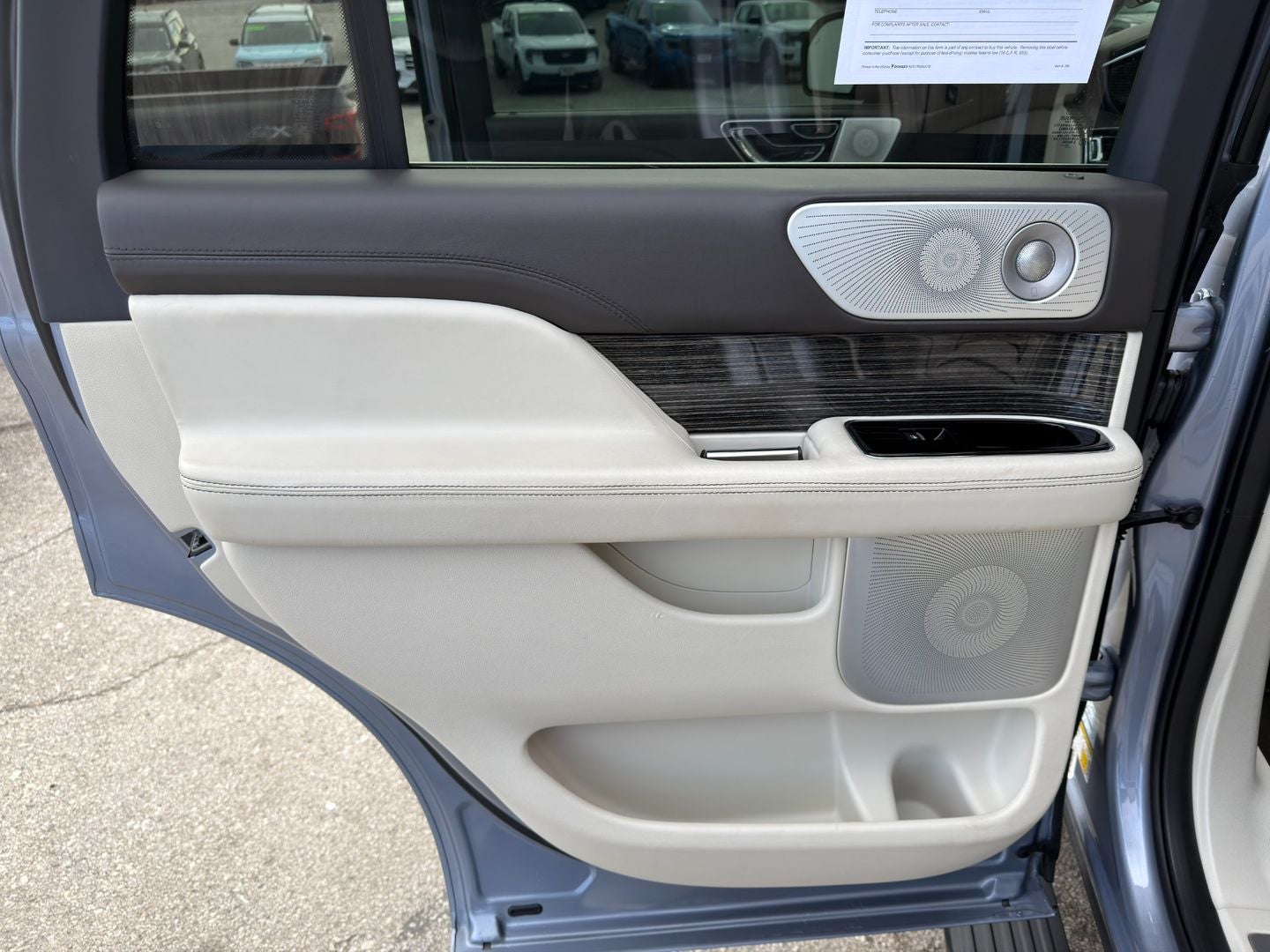 2022 Lincoln Navigator Black Label