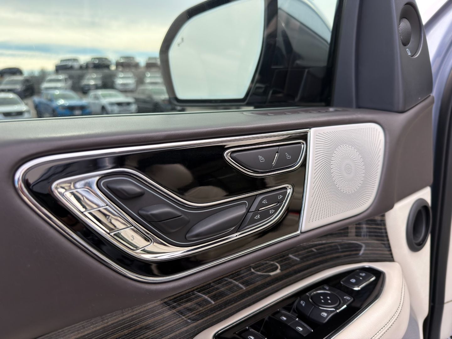 2022 Lincoln Navigator Black Label