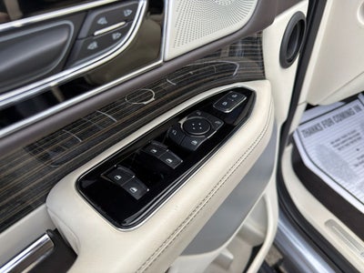 2022 Lincoln Navigator Black Label