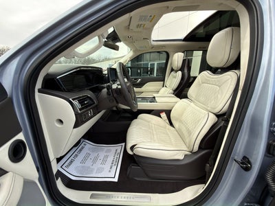 2022 Lincoln Navigator Black Label