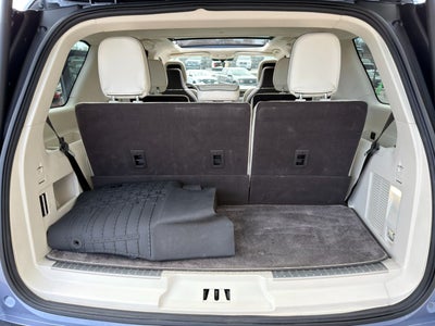 2022 Lincoln Navigator Black Label