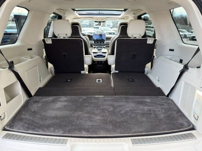 2022 Lincoln Navigator Black Label