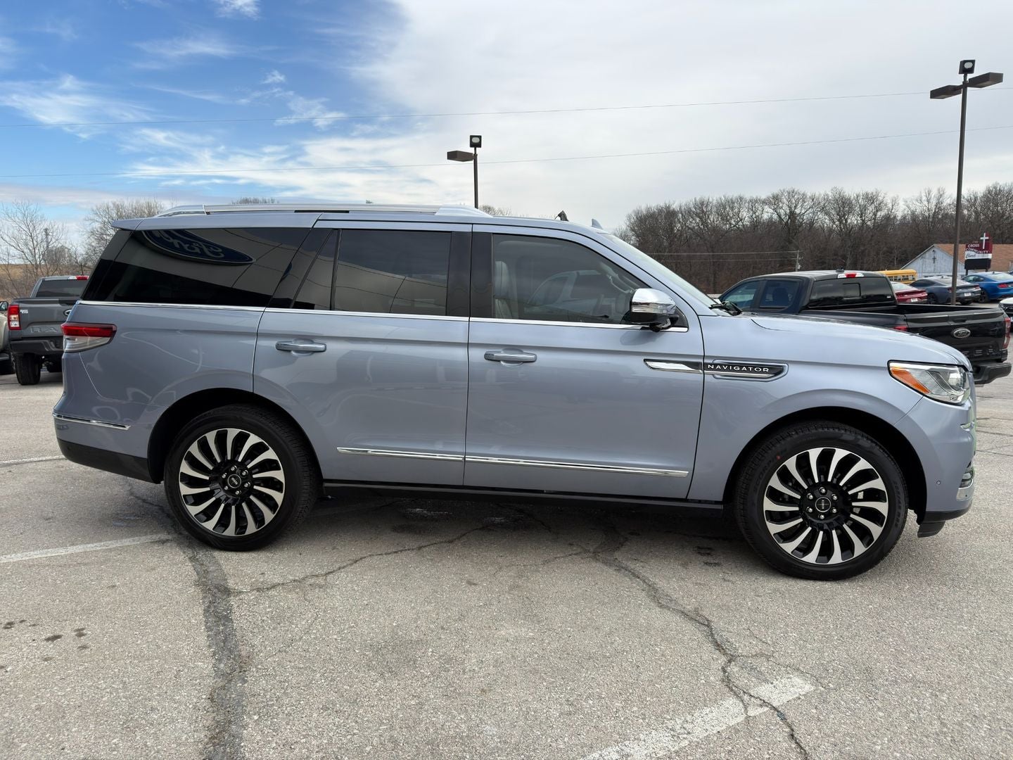 2022 Lincoln Navigator Black Label