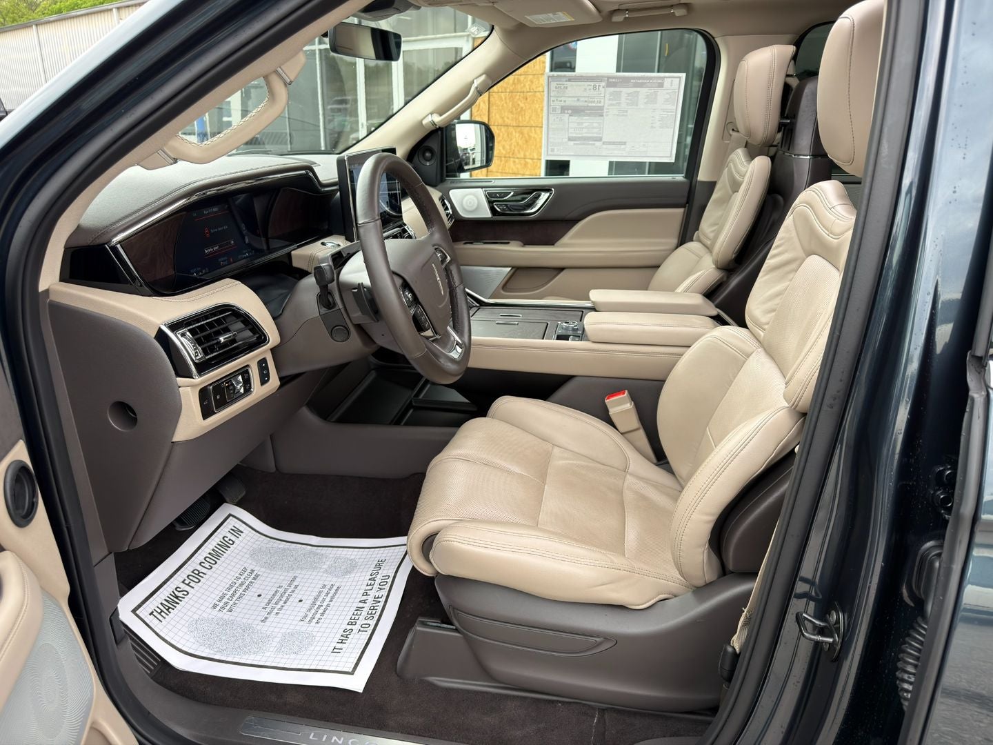 2024 Lincoln Navigator L Reserve
