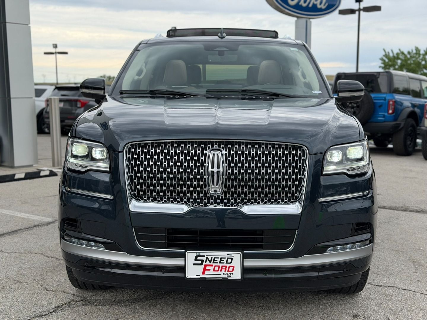 2024 Lincoln Navigator L Reserve