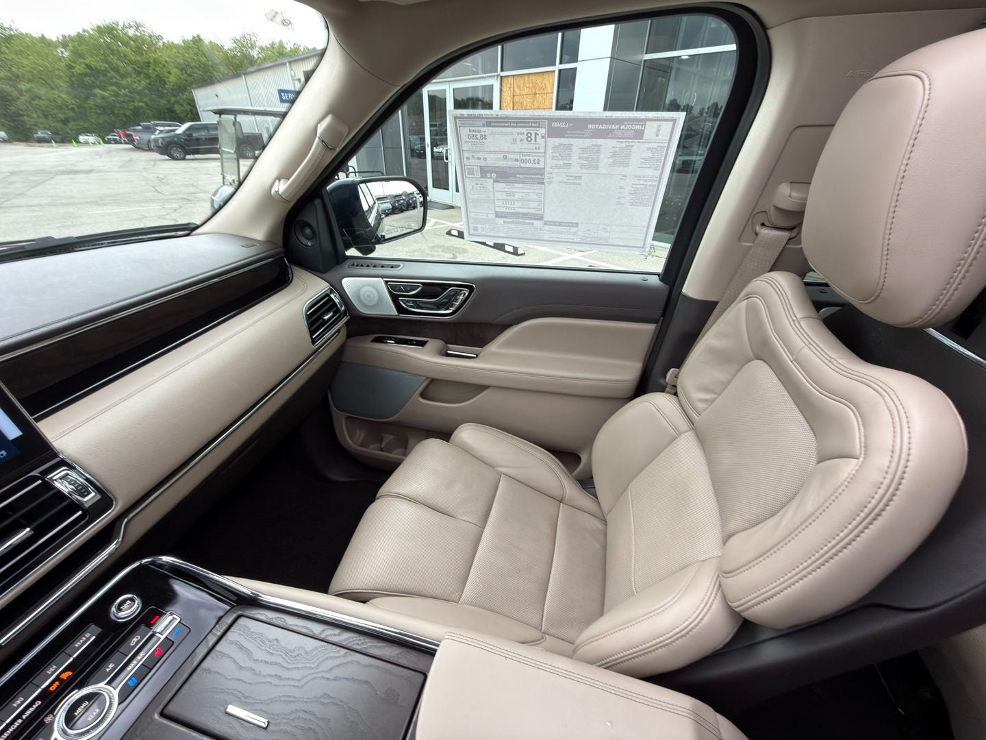 2024 Lincoln Navigator L Reserve