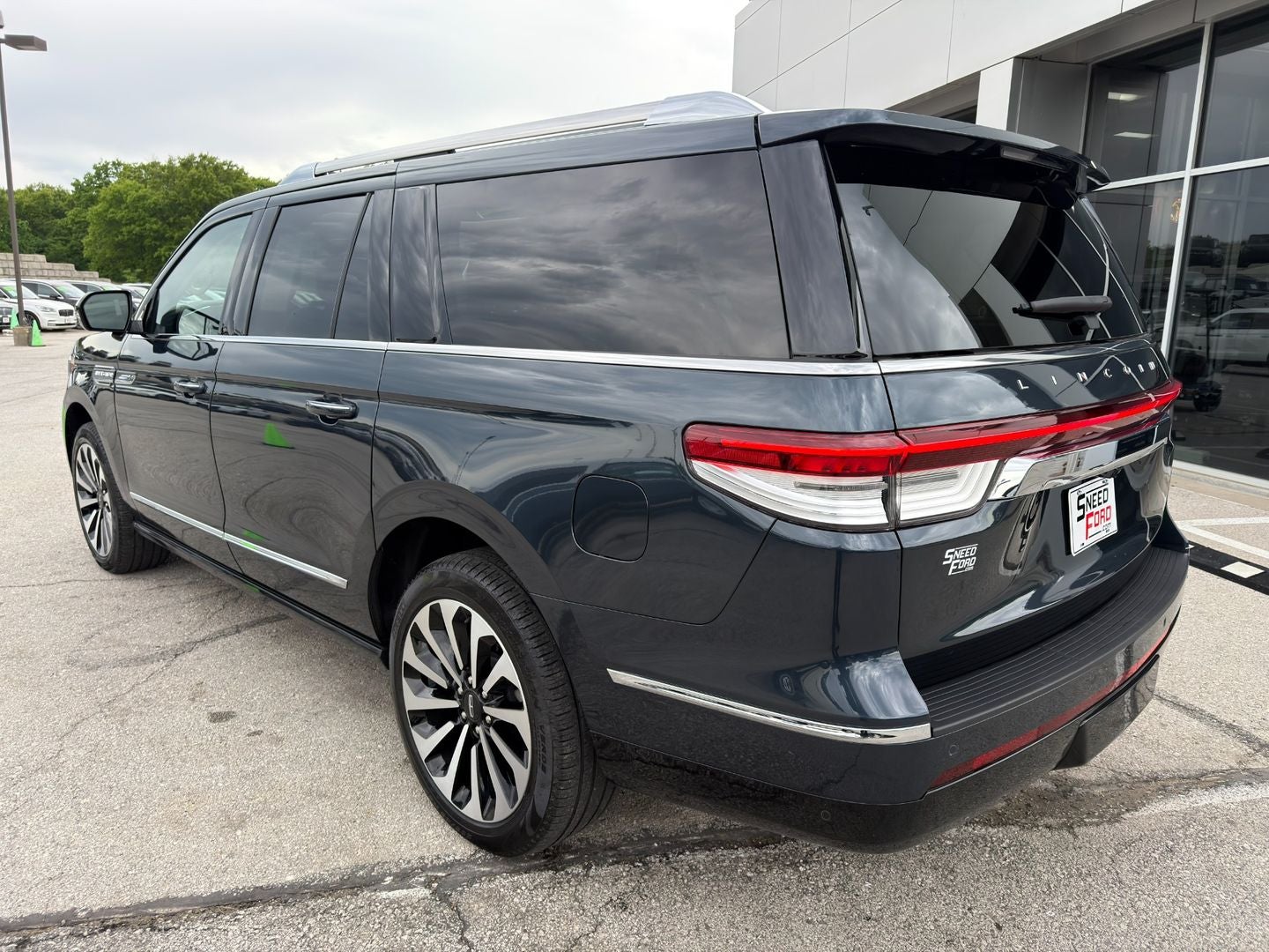 2024 Lincoln Navigator L Reserve