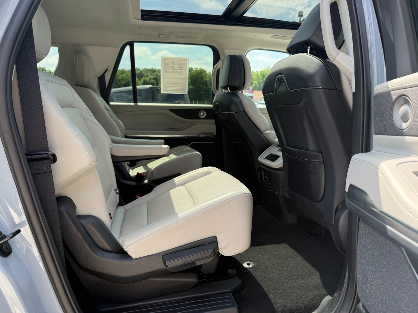 2025 Lincoln Navigator L Reserve