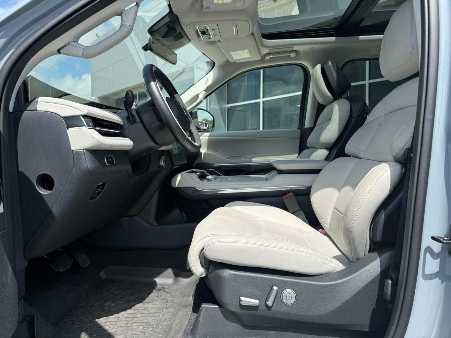 2025 Lincoln Navigator L Reserve