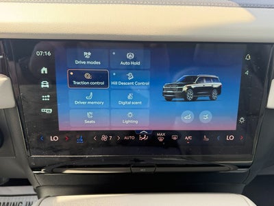 2025 Lincoln Navigator L Reserve
