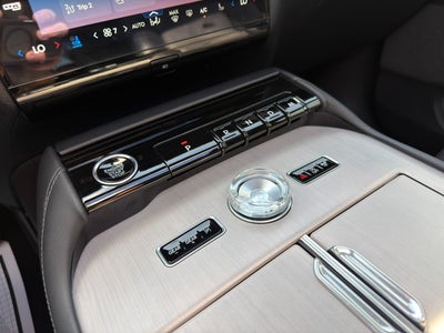 2025 Lincoln Navigator L Reserve