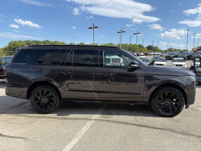 2025 Lincoln Navigator L Reserve