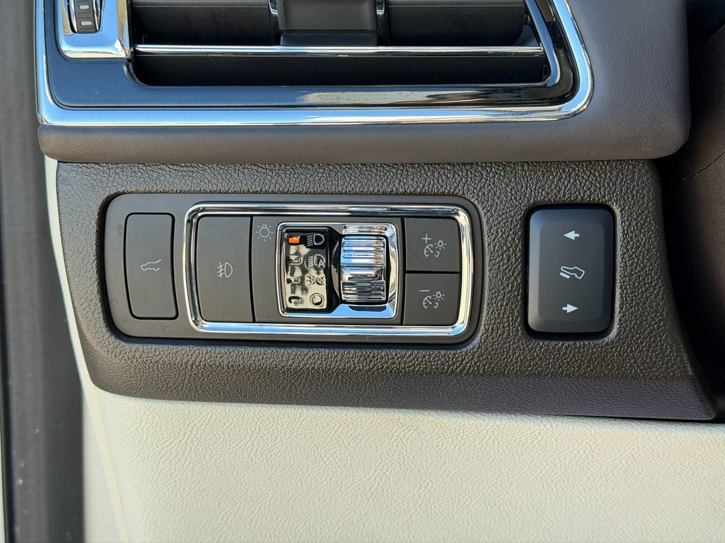 2024 Lincoln Navigator L Black Label