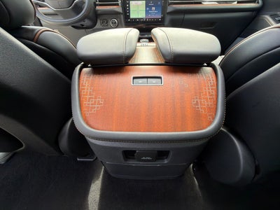 2025 Lincoln Navigator L Black Label