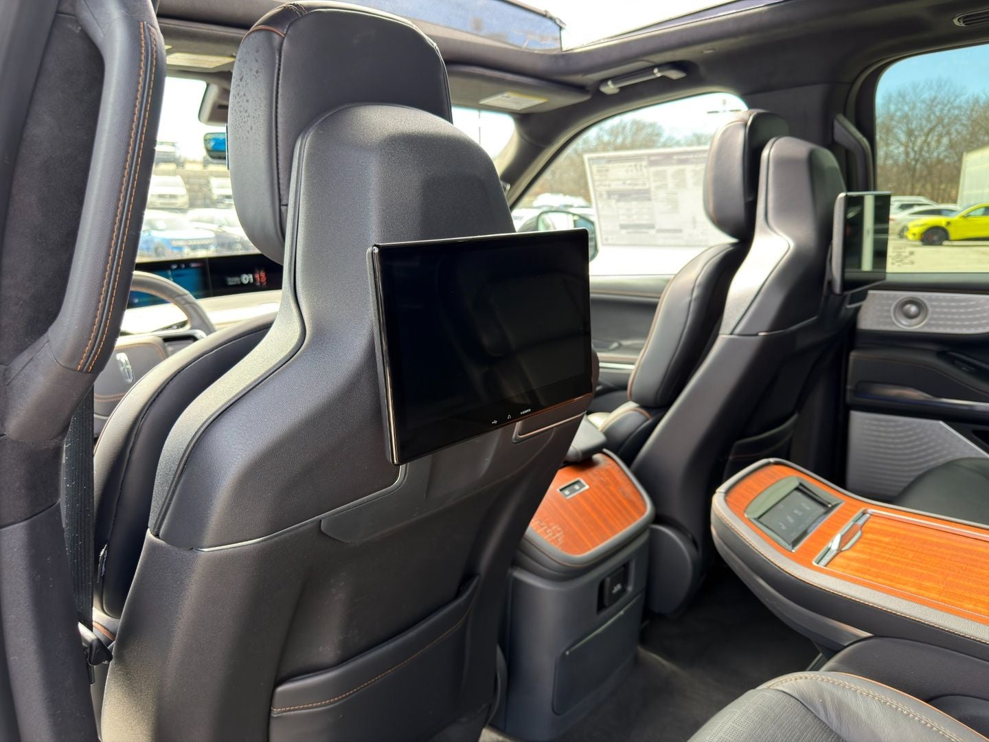 2025 Lincoln Navigator L Black Label