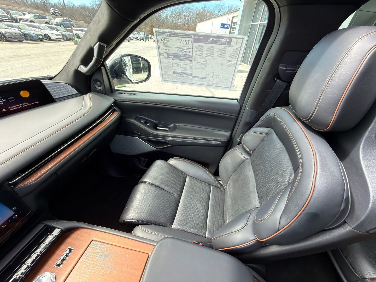 2025 Lincoln Navigator L Black Label