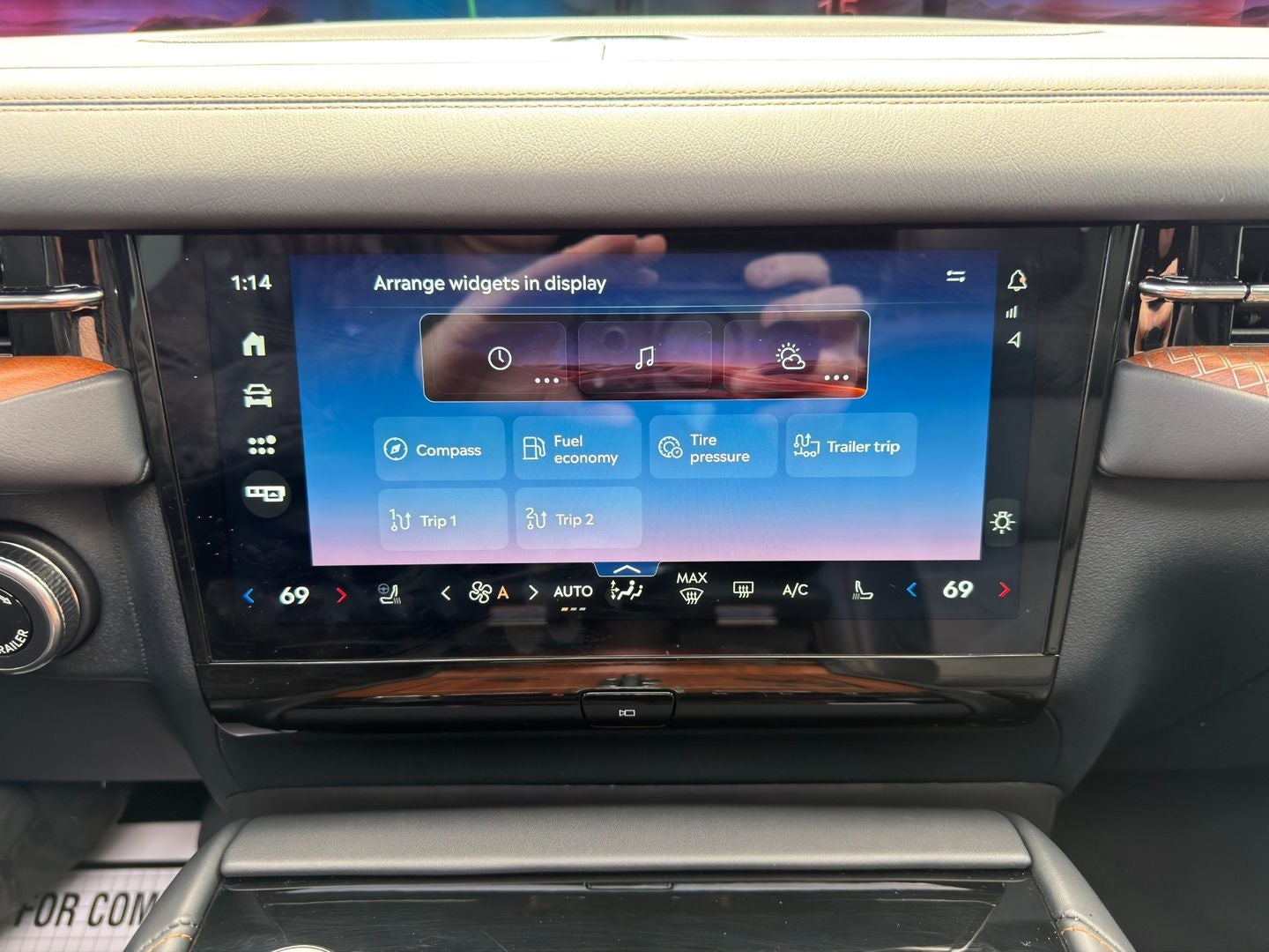 2025 Lincoln Navigator L Black Label