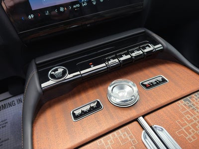 2025 Lincoln Navigator L Black Label