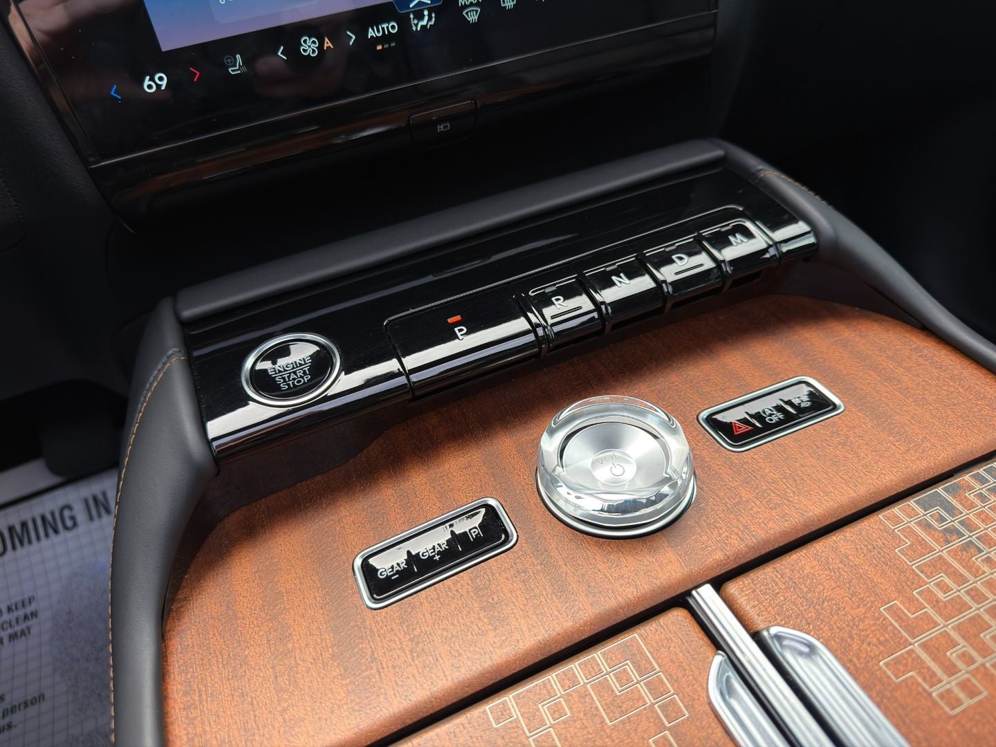 2025 Lincoln Navigator L Black Label