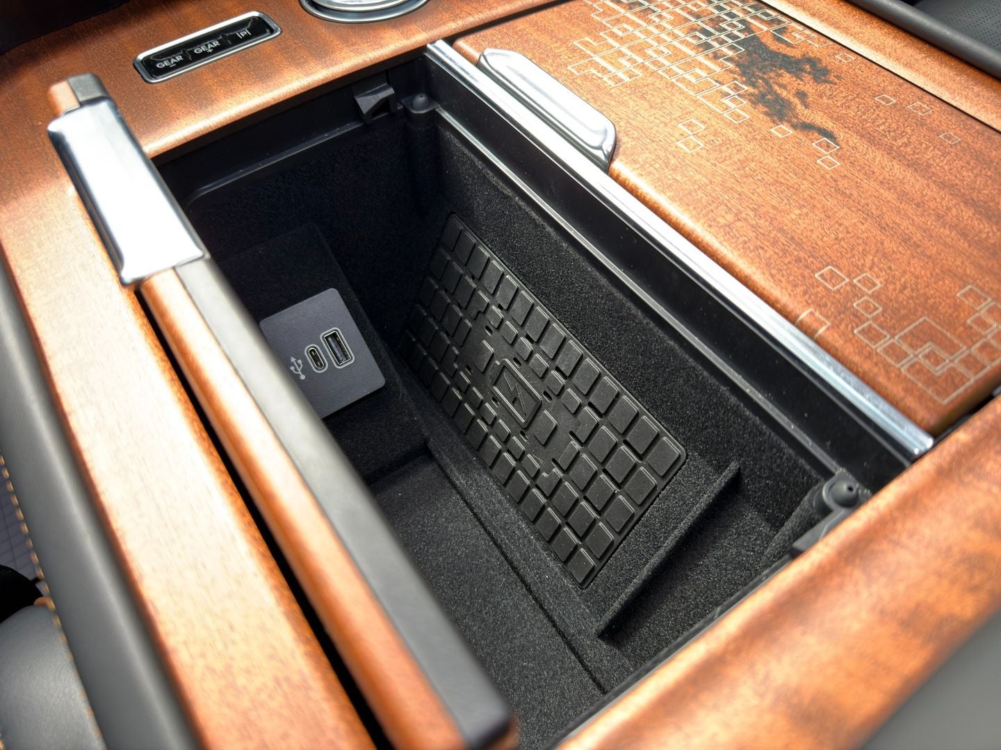 2025 Lincoln Navigator L Black Label