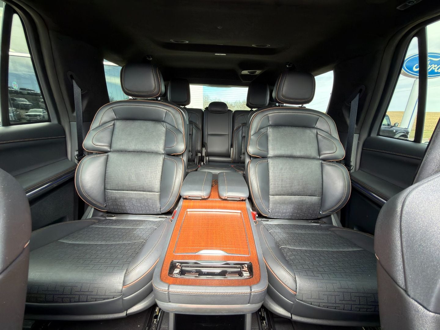 2025 Lincoln Navigator L Black Label