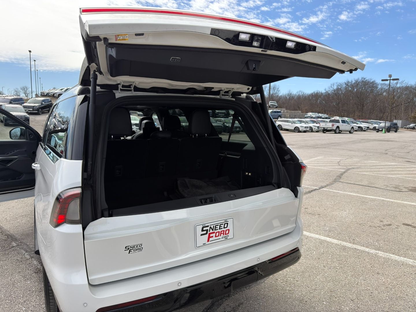 2025 Lincoln Navigator L Black Label