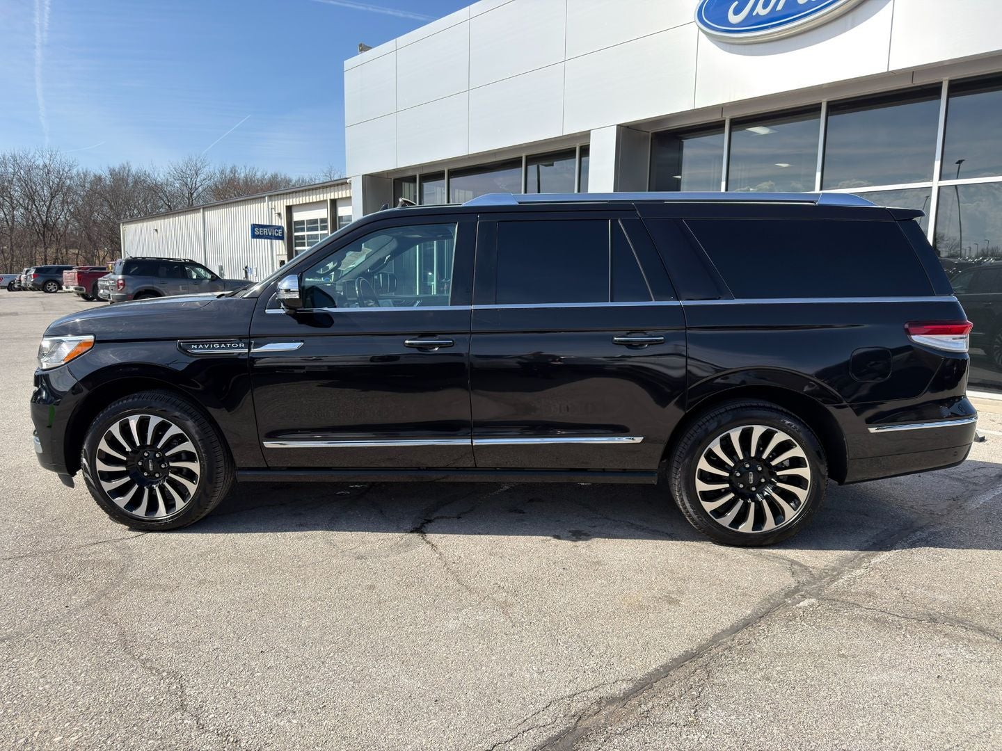2023 Lincoln Navigator L Black Label