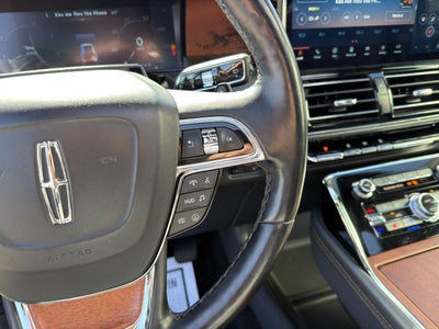 2023 Lincoln Navigator L Black Label